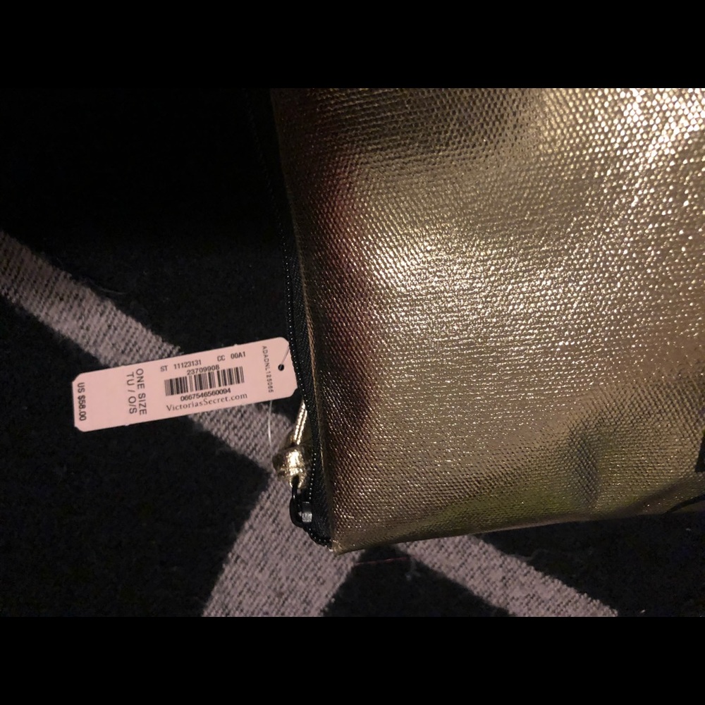 Victoria secret zip up duffle